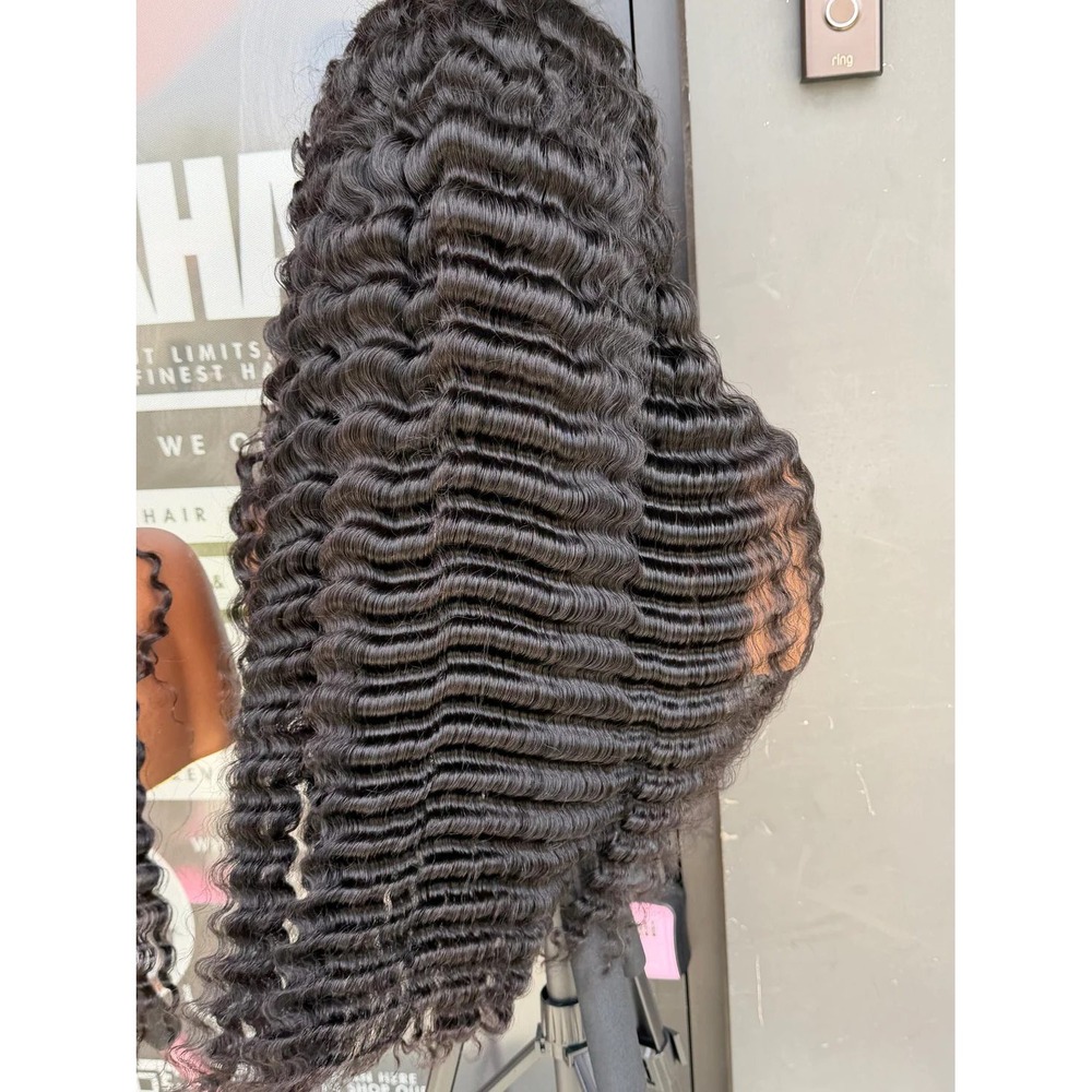 26" Ultra-HD 13*6 Deep Wave 300% Density Lace Front Human Hair Wig - Picture 6 of 6